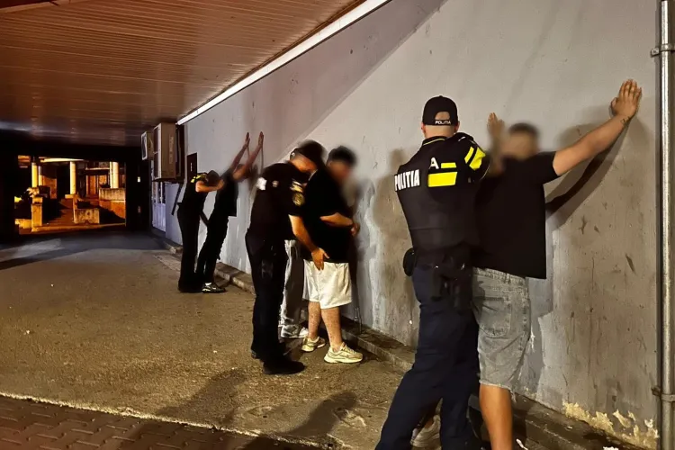 Razie de amploare la Turda! 234 de persoane legitimate, 74 de amenzi și 5 permise reținute într-o singură noapte: „Astfel de acțiuni vor continua”