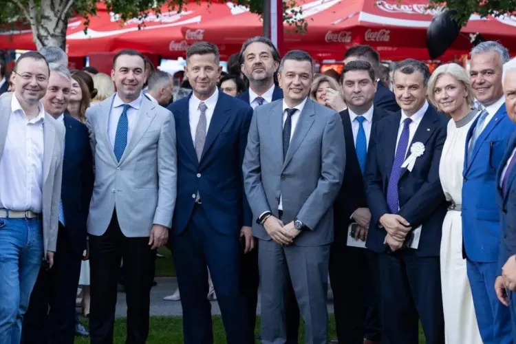 Puciștii din PNL din gruparea anti Bolojan, fotografiați alături de Grindeanu chiar în ziua în care și-a anunțat candidatura pentru funcția de premier