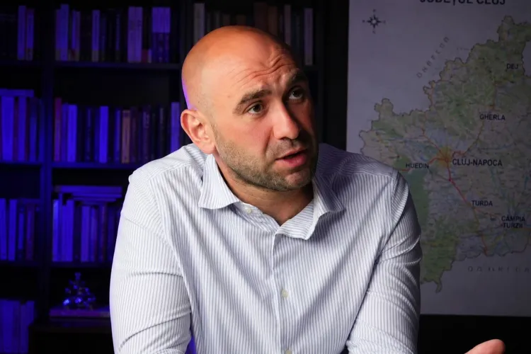 Avertismentul lui Paul Cecan. Primarul din Vultureni le transmite clujenilor să nu riște tot pe zona IT: „Locomotiva nu poate merge cu un singur motor”