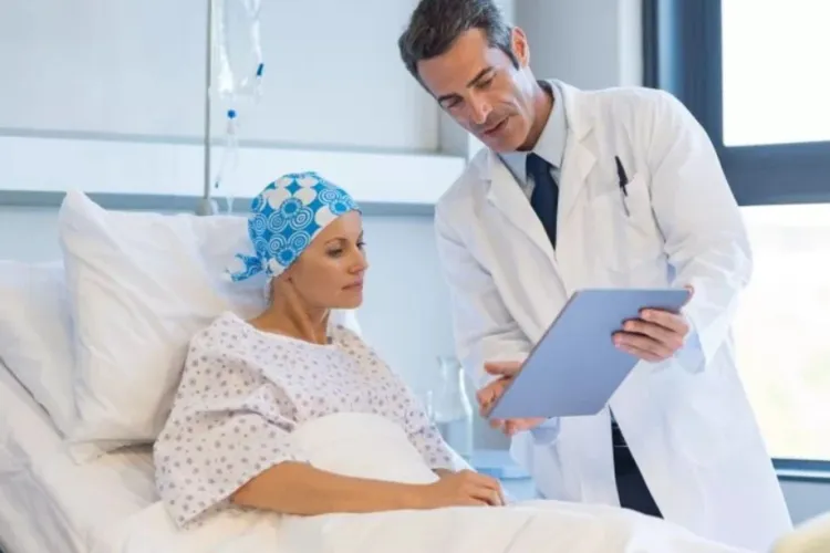 Un deputat clujean avertizează: Bolnavii de cancer și pacienții cu afecțiuni grave riscă să fie plimbați între spitale din cauza unui proiect CNAS