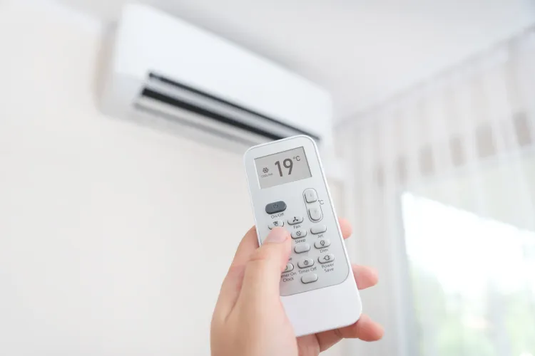 Avertisment pentru Cluj-Napoca: aerul condiționat din fiecare bloc ar putea sufoca rețeaua electrică a orașului în plină caniculă. Care este soluția