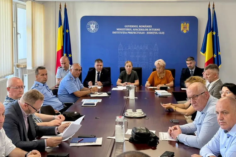 Autoritățile din Cluj sunt în alertă maximă pentru vara 2026! Plan complet pentru caniculă, festivaluri uriașe și zeci de mii de turiști în județ