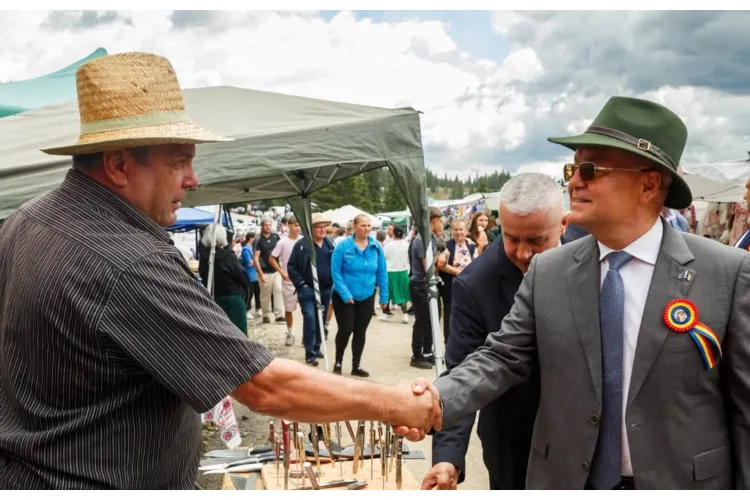 FOTO. Emil Boc, omagiu adus Crăișorului Munților: „Avram Iancu este parte din identitatea noastră”