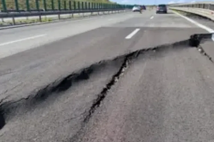 Autostrada A10 se închide complet pe 17 kilometri! Șoferii sunt deviați prin DN 1, după ce terenul de la km 66 a cedat și mai tare