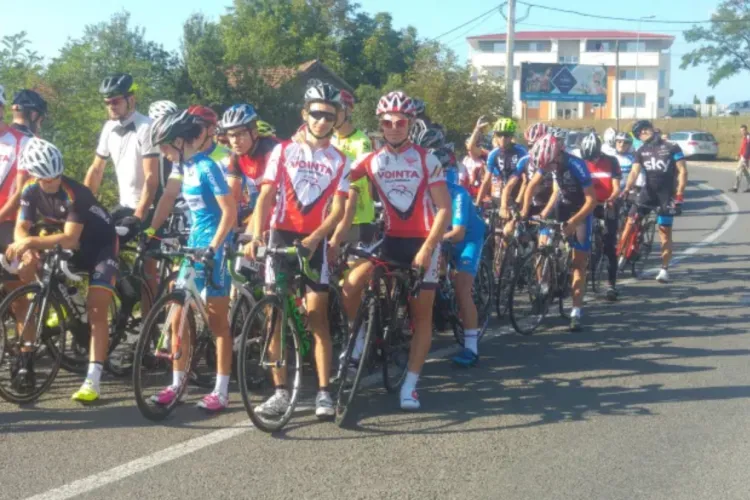 Restricții de circulație sâmbătă în Cluj între barajul Fântânele și Huedin, pe DN 1R, din cauza Turului Ciclist. Vă rugăm să circulați cu prudență