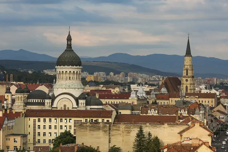 Corecție pe piața imobiliară din Cluj: Apartamentele s-au ieftinit în iunie, dar tot sunt mai scumpe decât anul trecut! Cât costă acum un mp