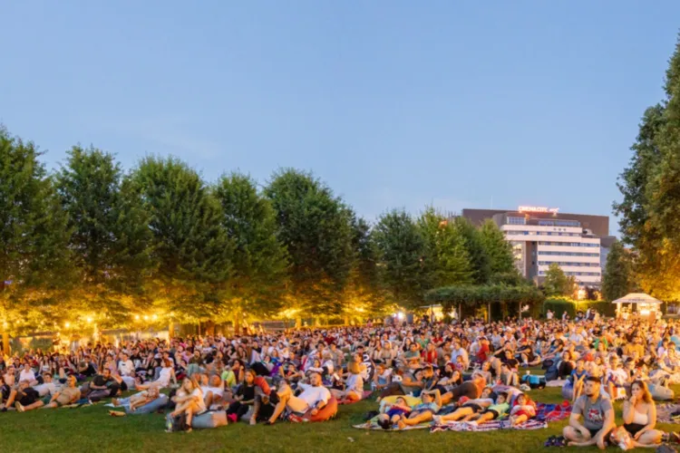 Vara poveștilor începe la Iulius Mall Cluj! Teatru de păpuși gratuit în fiecare joi pentru copii, cu spectacole inspirate din cele mai iubite basme