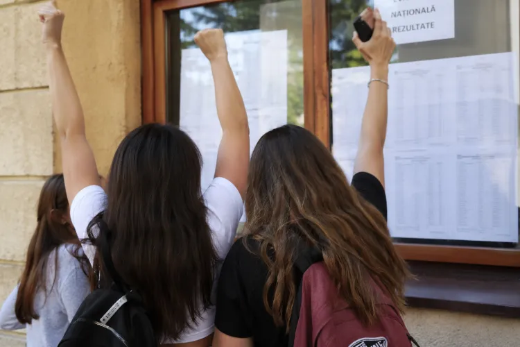 TOP 20 școli din Cluj la Evaluarea Națională 2026. Clasamentul complet după media tuturor elevilor 