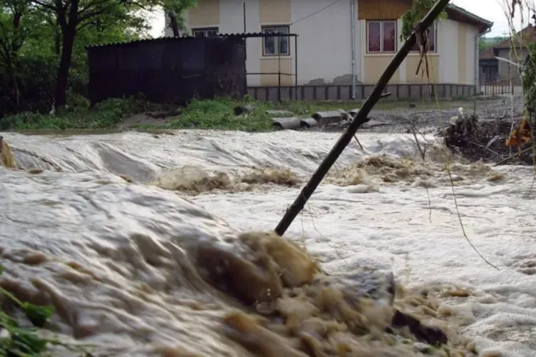 Pericol de viituri în județul Cluj! Hidrologii pun în alertă Someșul Mic și bazinul Arieșului, cod galben valabil timp de 48 de ore