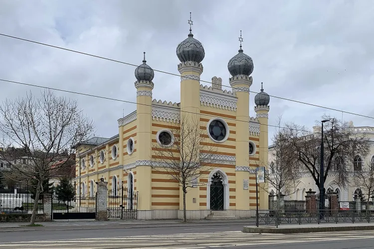 Comunitatea Evreilor pregătește o nouă investiție în centrul Clujului. Ansamblul de lângă Sinagogă ar putea fi extins cu un imobil multifuncțional