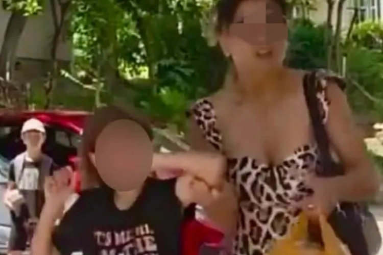 VIDEO. Clujenii, reacții...ciudate după imaginile cu mama-psiholog, ce își agresa fata în stradă: „De era fata mea o duceam eu la Protecția Copilului”