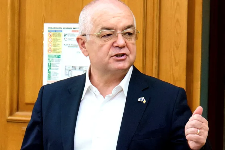 Emil Boc, mesaj de suflet pentru „U” Cluj după eliminarea dramatică în fața lui Dinamo Kiev: „Suntem mândri de voi. Vom rămâne alături de voi”
