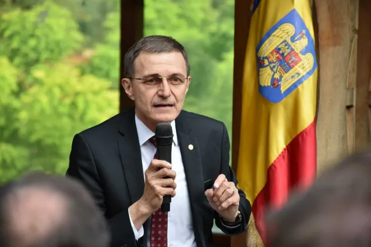 Ioan-Aurel Pop analizează un capitol sensibil al istoriei României: „Nu are rost să ne mințim”. Ce spune despre evrei, antisemitism și Mișcarea Legionară