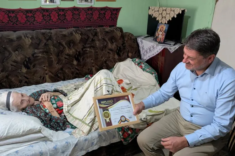 Cea mai în vârstă româncă a împlinit 111 ani. Povestea impresionantă a femeii care a intrat în istorie: „Dacă vrea Dumnezeu, ne vedem și anul viitor!”