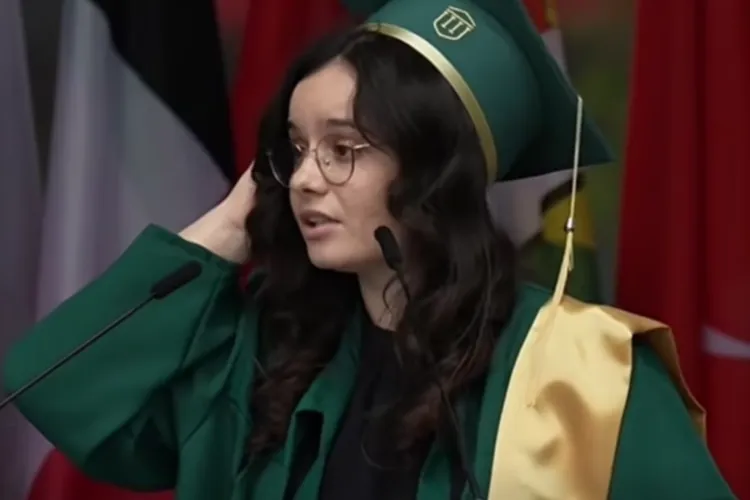 VIDEO. Conducerea UMF, reacție de negare vehementă după ce o absolventă a „spulberat” sistemul la festivitatea de absolvire: „Este o percepție personală”
