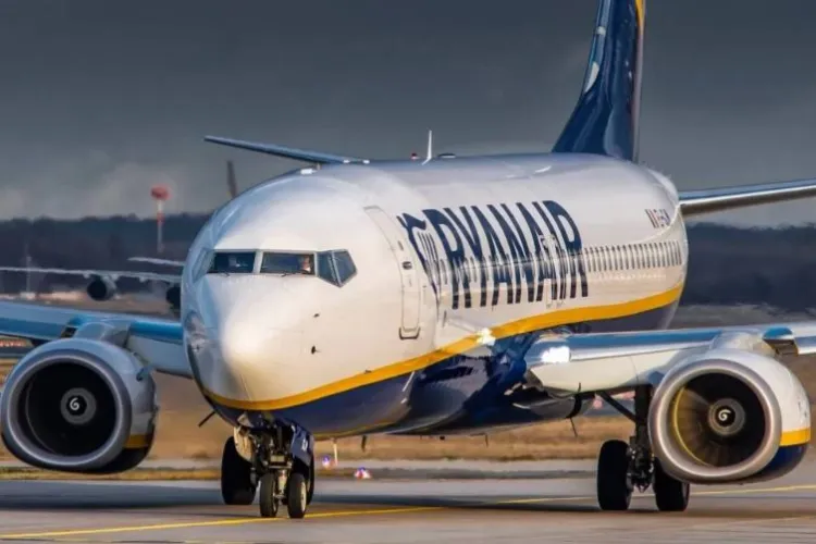 Avionul Cluj-Dublin de aseară a aterizat de urgență la Londra. Care a fost motivul schimbării neașteptate de traseu