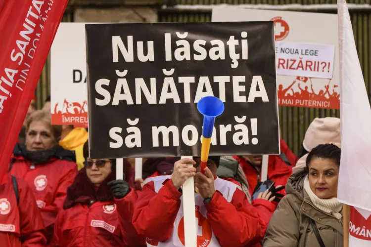 Lovitură pentru Bolojan. Sindicatele rup dialogul cu Guvernul și cer retragerea imediată a Legii Salarizării: „Nu mai participăm la nicio consultare”