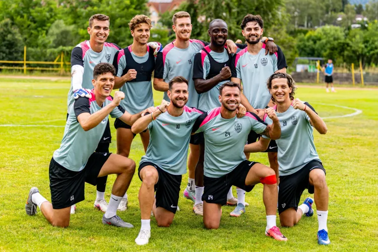 SURSE: Ședință de criză la CFR Cluj: „Cine vrea să rămână în condițiile cunoscute, rămâne. Cine nu, poate pleca”. Urmează vremuri dificile în Gruia
