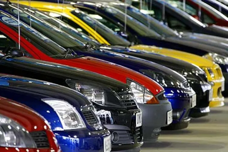 Primăria Cluj-Napoca scoate mașini la vânzare. Prețuri excelente pentru mărci de top precum BMW, Mercedes sau Volkswagen