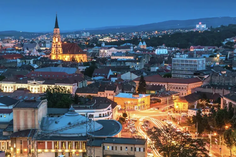 Un tânăr de 27 de ani vrea o viață nouă în Cluj-Napoca după ce orașul natal nu mai are ce să îi ofere! Ce sfaturi a primit de la clujeni: „Trebuie evitat!”