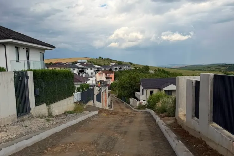 Se schimbă totul pe această stradă dintr-o comună din Cluj! Utilajele au intrat pe teren, iar fondurile se ridică la sute de mii de euro