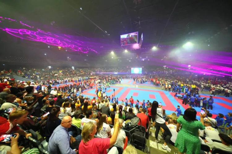 Clujul a devenit capitala mondială a karate-ului! Prefectul Maria Forna, discurs emoționant la deschiderea Campionatului Mondial WUKF