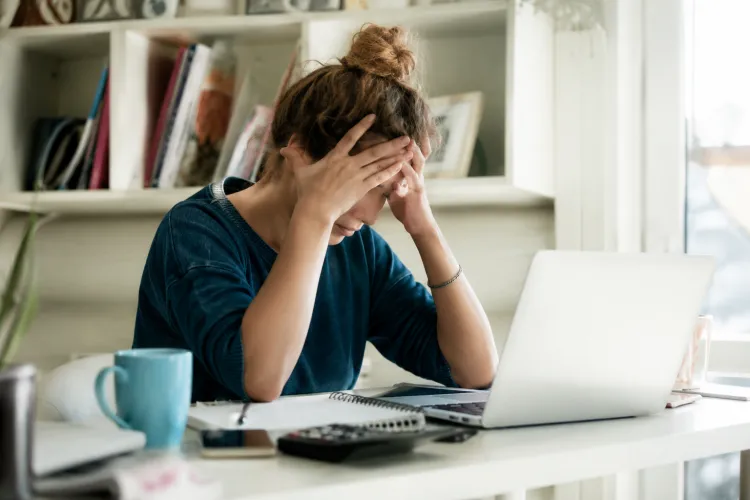 Tânără disperată să rămână în Cluj, caută job urgent: „Părinții mei vor să mă ia de aici, eu nu vreau sub nicio formă”. Ce sfat i-ați da?