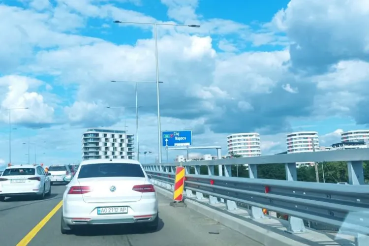 Contre între șoferii din Florești. Mai mulți conducători auto, scandalizați de colegii din trafic: „Fraților, aici nu e legea junglei”