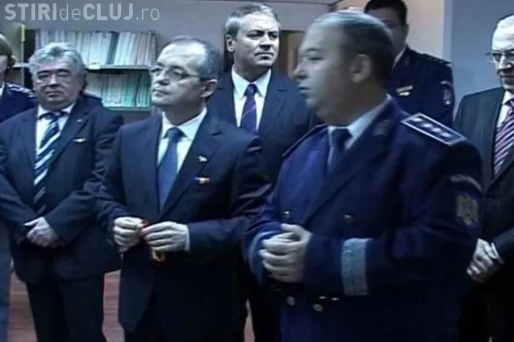 Emil Boc "viseaza" sa mearga fara pasaport de la Cluj pana la marea Nordului