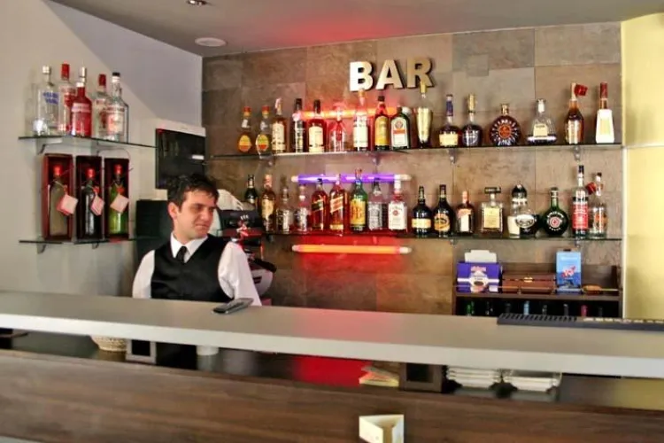 Peste 500 de locuri de munca disponibile pentru romani in Italia