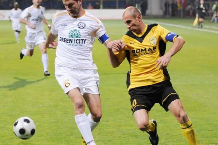 VIDEO - Unirea Urziceni a invins FC Brasov cu 1-0 si s-a apropiat la trei puncte de CFR Cluj 