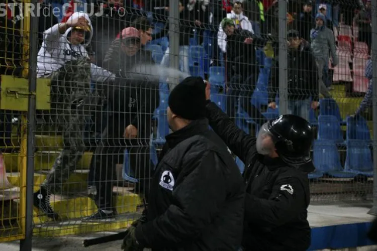 Egalul din Ghencea a declansat razboiul intre suporteri si jandarmi. Pietre si focuri de arma, la finalul meciului