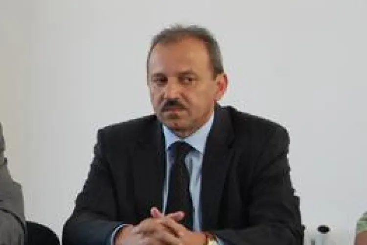 Fostul director de la Apele Romane Somes -Tisa ar putea ajunge pe mana procurorilor, din cauza achizitiilor facute la suprapret