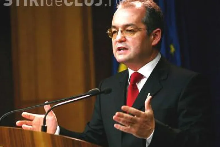 Emil Boc: Nu absorbim fonduri europene pentru ca lucram cu romani!