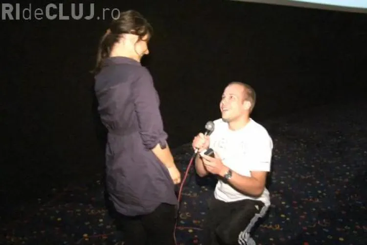 Cerere in casatorie in sala de cinema de la Odeon Cineplex din Polus Cluj! VIDEO