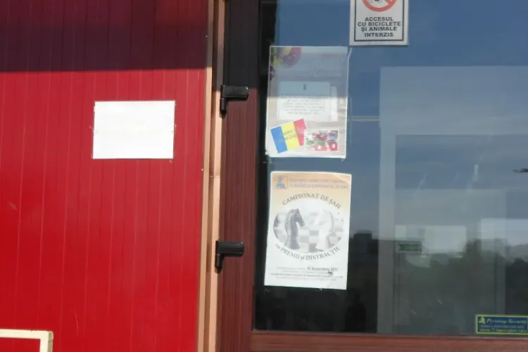 Cataniciu acuza PDL Cluj ca a inceput campania: "Sunt afise in tot orasul" FOTO