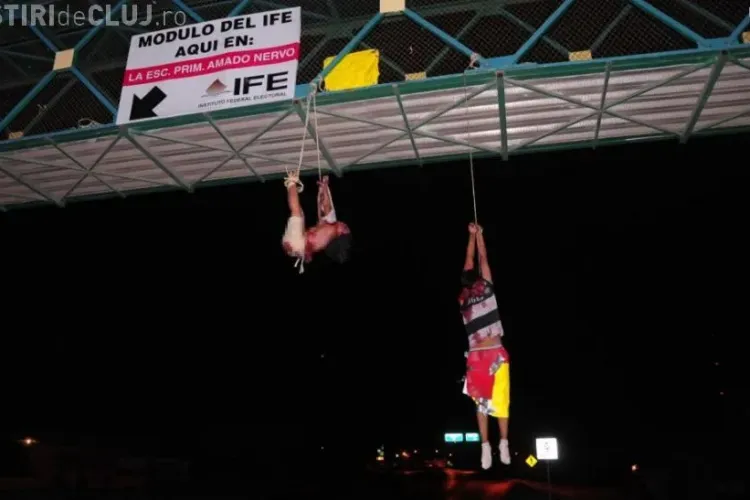 Ce patesc bloggerii in Mexic: Cuplu spintecat, torturat si atarnat de un pod pentru postari pe Twitter