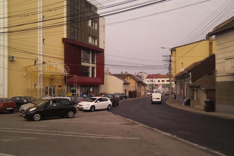 Teapa la buzunarul clujenilor! E.ON Gaz a spart si reasfaltat strada Aurel Suciu, refacuta recent de Primarie VIDEO