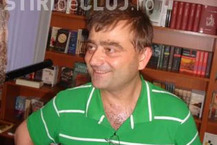 Ziaristul Marius Ghilezan isi lanseaza la Cluj-Napoca un volum de poezie