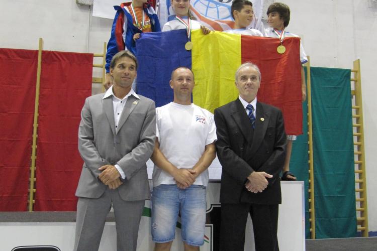 Aur pentru sportivii clujeni la Eagles Cup Taekwon-Do ITF Budapesta 2011