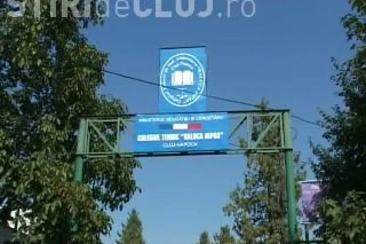 Elevul care a injunghiat un tanar la Liceul de Industrie Alimentara Cluj ar fi fost in legitima aparare VIDEO