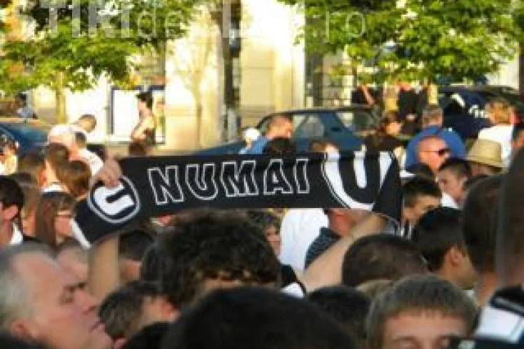 Emil Szolomajer s-a impacat cu Ionut Badea si a fost reprimit la U Cluj