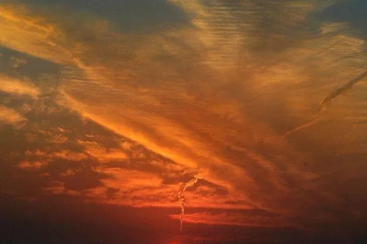 "Tornada" uriasa, fotografiata in desert FOTO SENZATIONAL