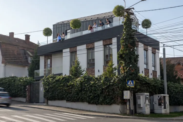 O casă din Cluj-Napoca ar putea deveni școală privată pentru 15 elevi. Documentația a ajuns din nou pe masa comisiei de urbanism a Primăriei Cluj-Napoca
