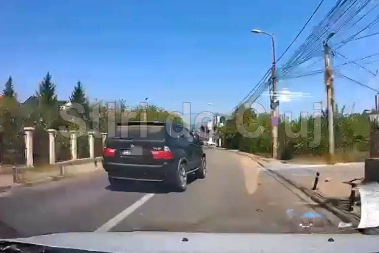 VIDEO. Depășirea anului la Cluj: Gonea cu BMW-ul de parcă era avion. „Avea între 120 și 150 km/h. Dacă nu frânam și eu, și celălalt șofer, ne omora”