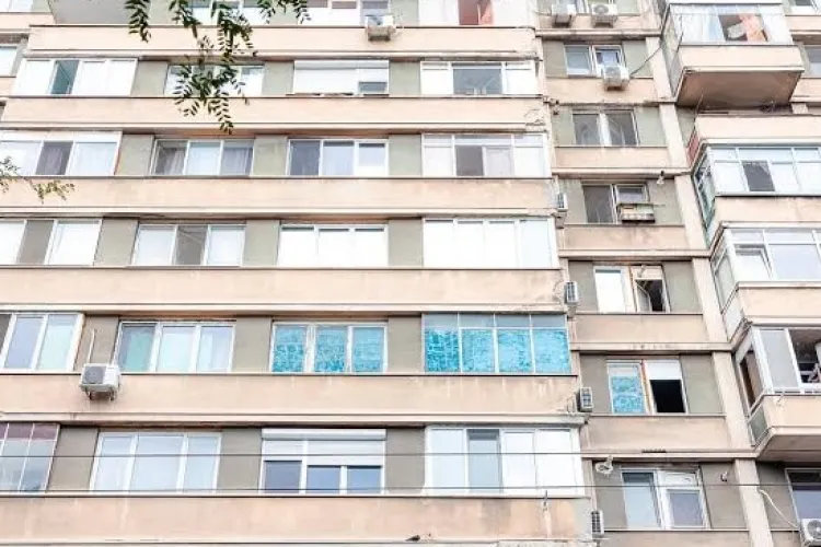 Război în blocurile din Cluj-Napoca! Clujenii „de generații” se iau de „viniturile” care fac gălăgie non-stop: „Se umple Clujul de tot felul de oameni”