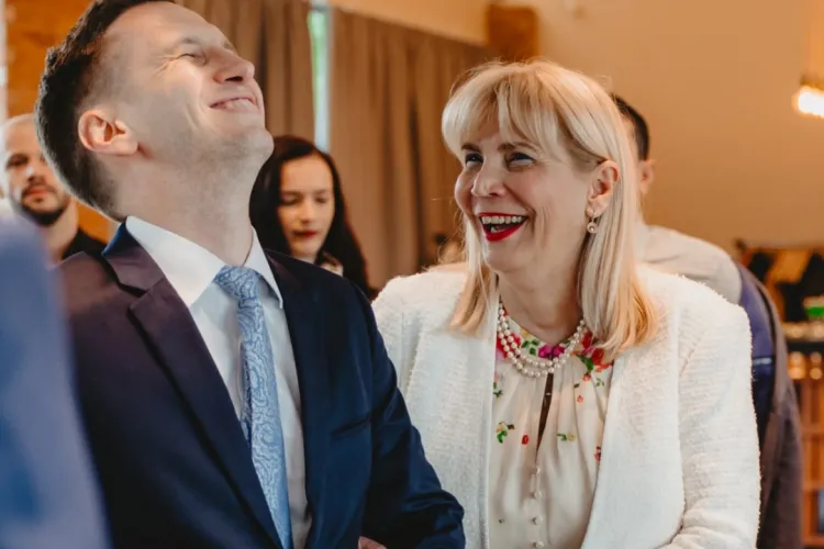 Rectorul UMF Cluj, Anca Buzoianu, a primit o declarație de dragoste greu de egalat. Vlad: „Mama, te iubesc mai mult ca pe «U»”