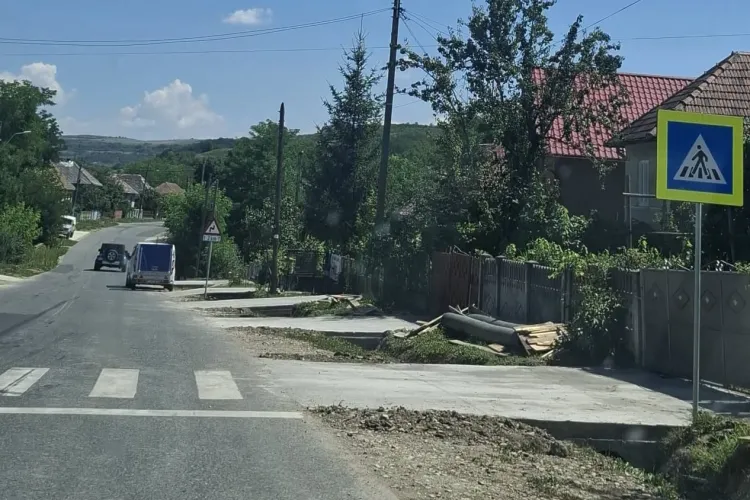 Șantier uriaș pe un drum județean din Cluj: Se lucrează pe 30 de kilometri, iar clujenii din zonă primesc 185 de accese noi la propriile curți