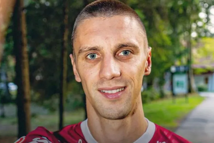 Lovitură pentru CFR Cluj! Unul dintre transferurile verii s-a întors la fosta echipă din cauza problemelor cu viza