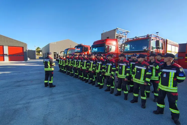 Pompierii români, în alertă maximă în Grecia! Riscul de incendii a ajuns la nivelul 5